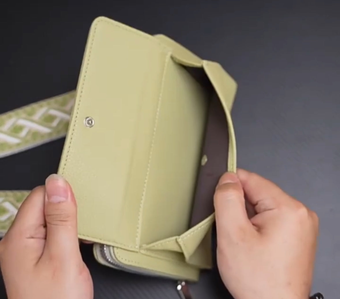 Slim Wallet Crossbody