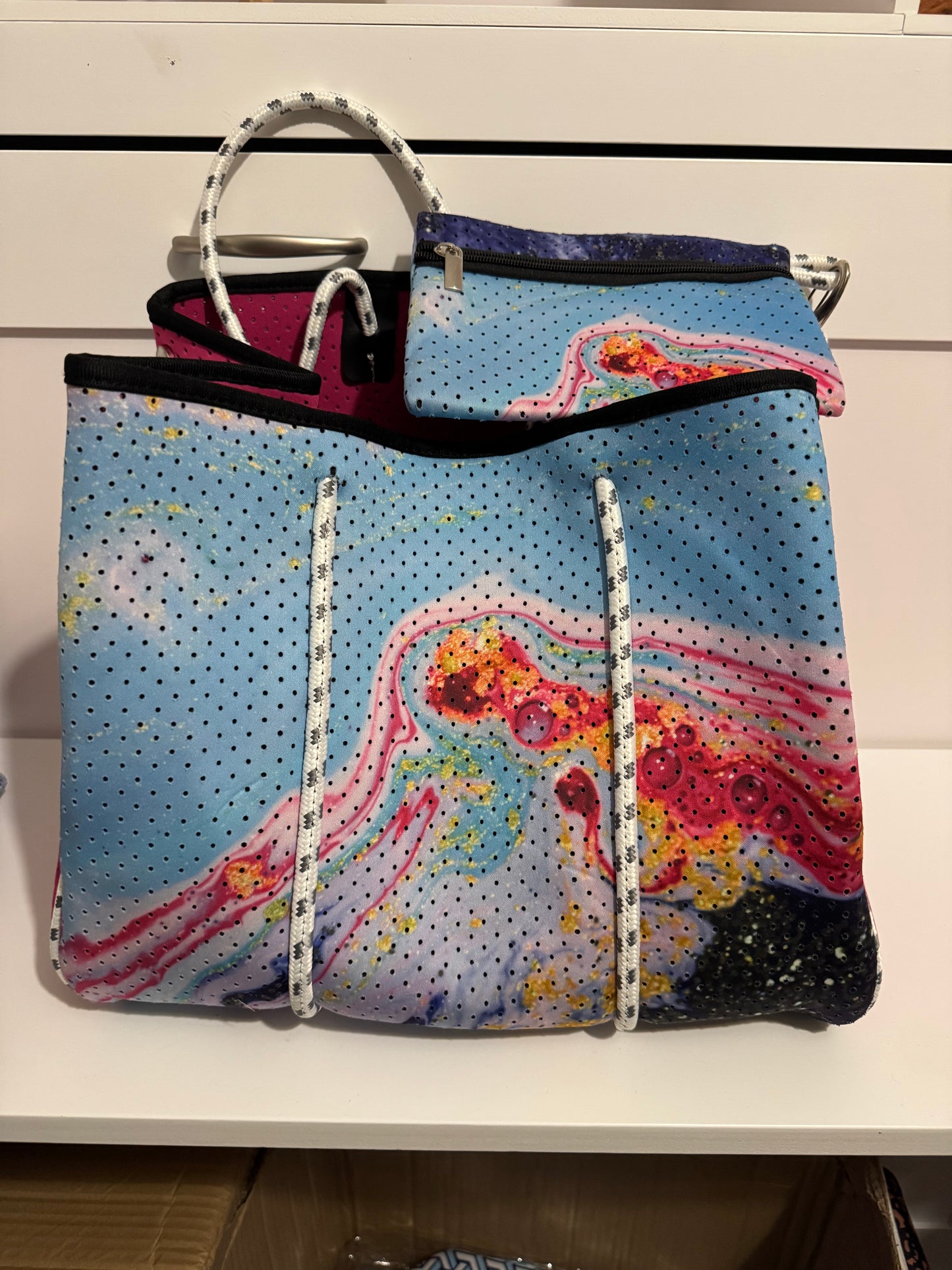 Travel Tote