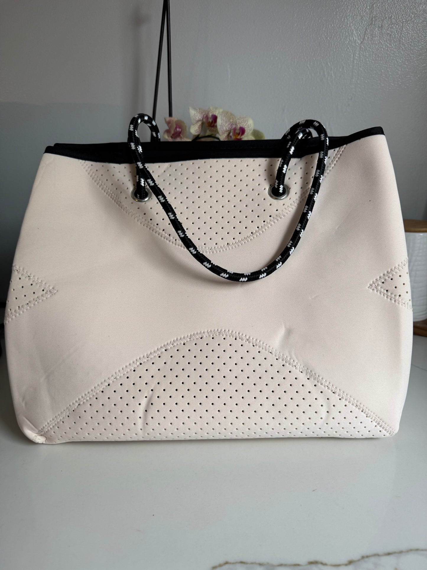 Creamy White Travel Tote